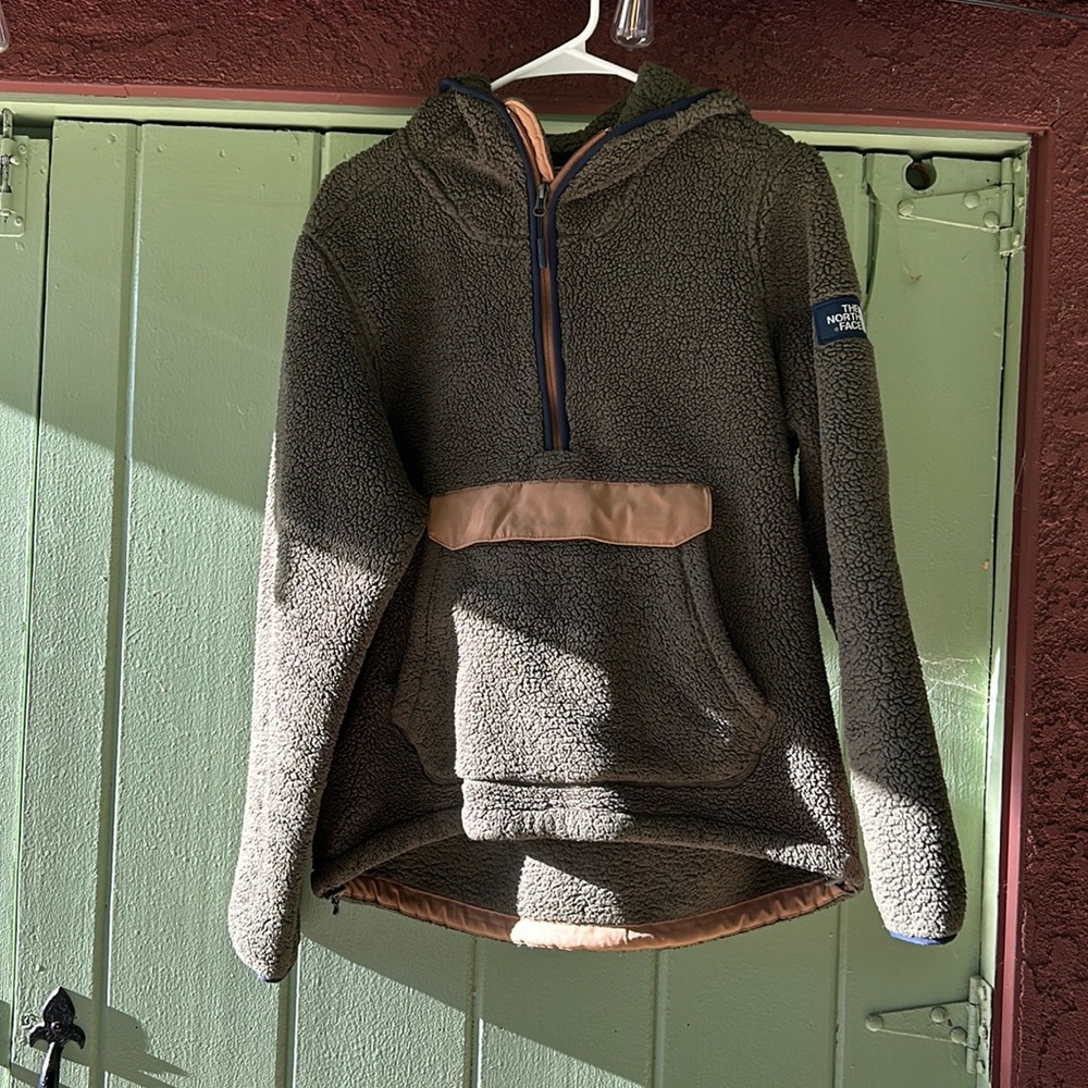 Women’s North Face Fleece
